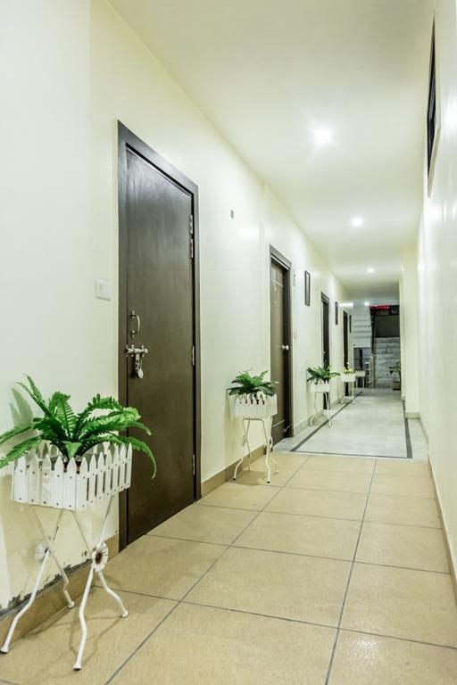 Red Orchid Hotel Мирут Екстериор снимка